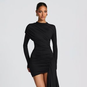 Irregularly Pleated Draped Dress For A Refined Look