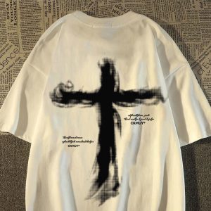 Womens Loose-fitting Short-sleeve Top With A Round Neck And Floral Print