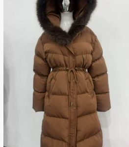 Womens Stylish Warm Coat With A Fur Collar
