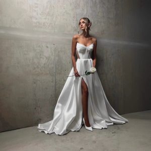 White Satin Slit Pocket Bandage Wedding Dress