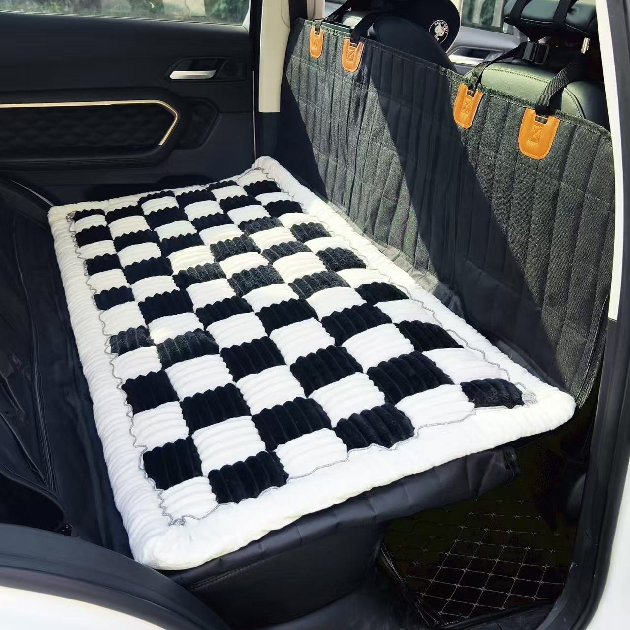 Thickened Cushion Car Plush Car Mat - الصورة 2