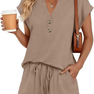 Solid-color V-neck Button-front Short-sleeve Shorts Set