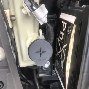 1/2X Car Engine Coolant Reservoir Expansion Tank Water Bottle Cap Lid For Toyota Corolla Yaris Vios Limo For Scion Iq Xa Xb Xd