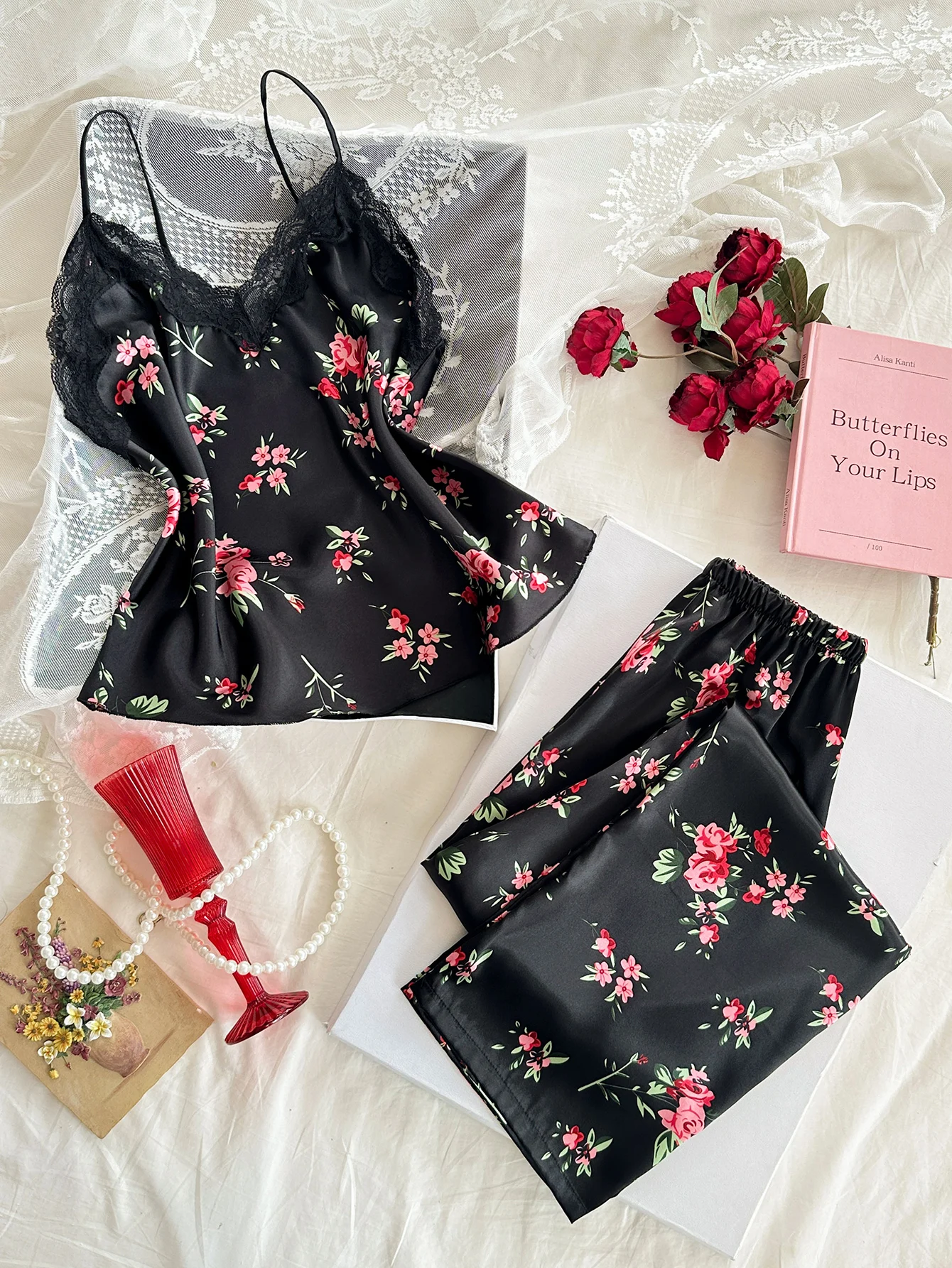 Women 2 Piece Set Elegant And Romantic Printed V Neck Lace Top And Pants Comfortable And Breathable Women's Clothing - Image 3