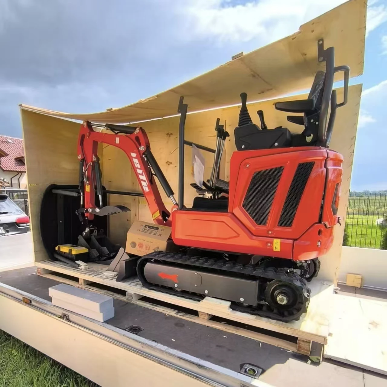 Mini excavator mini digger 1 ton excavator fast delivery digger CE/Euro 5 Kubota engine excavator 1.6 ton home digger customized - الصورة 2