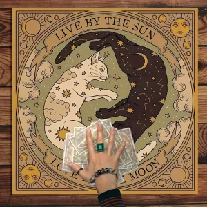 VIKAMA Mysterious Sun and Moon Cat Altar Tablecloth Starry Sky and Celestial Elements Tarot Cards Divination Room Decoration