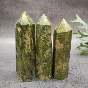 Natural Stone and Crystals Point Wand Witchcraft Rose Quartz Amethyst Home Decor Mineral Reiki Healing Stones Crafts Room Decor