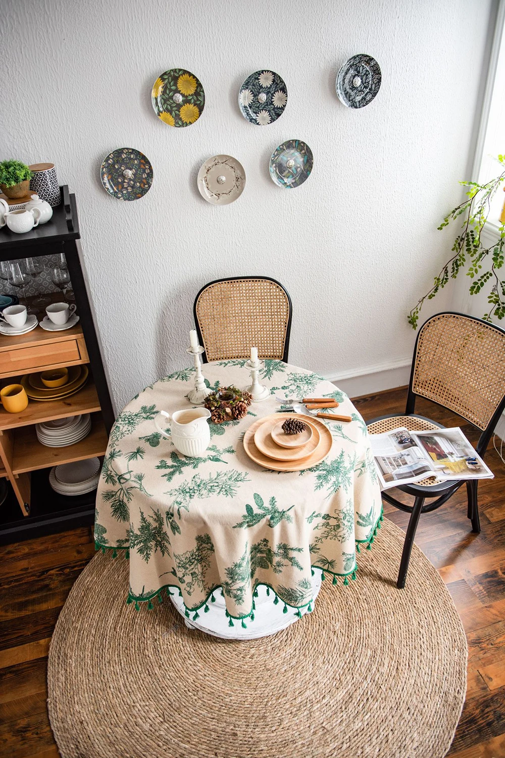 Green Leaves Print Round Tablecloth Cotton Linen Boho Table Cloth with Tassels for Kitchen Restaurant Christmas Party Decoration - الصورة 3