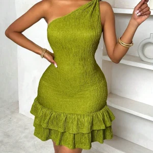 Women's Summer Solid Color One-Shoulder Ruched Hem Slim Fit Elegant Dress