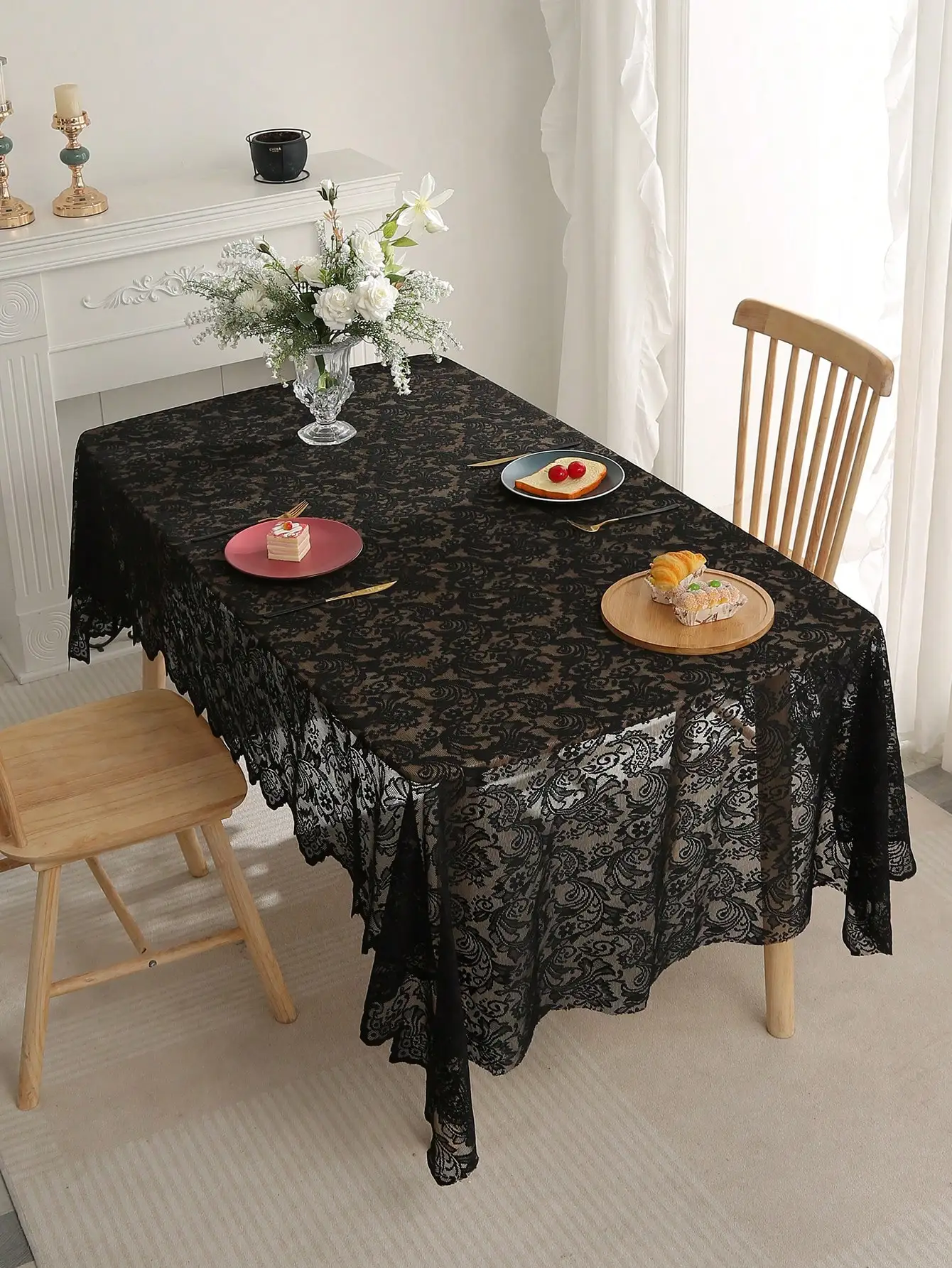 Black French Lace Tablecloth With Phoenix Tail Pattern For Living Room And Dining Table Decoration - الصورة 3