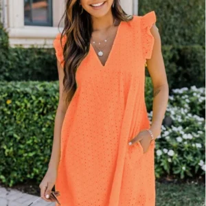 Cross border new lace jacquard hollowed out V-neck dress with pockets and lining shorts for women in Europe and America