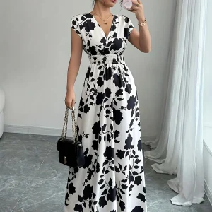 Ladies' elegant black and white floral print V-neck elastic drawstring waist cinching A-line vacation dress