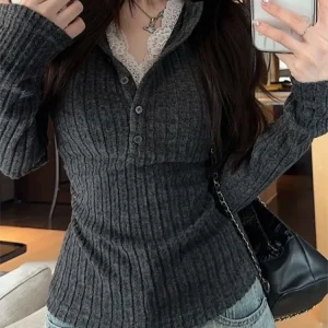 Women's Top Lace Patchwork Long Sleeve T-Shirt Base Shirt Fashion Vintage Fake Two-piece V-neck T-shirt Aesthetic Clothes