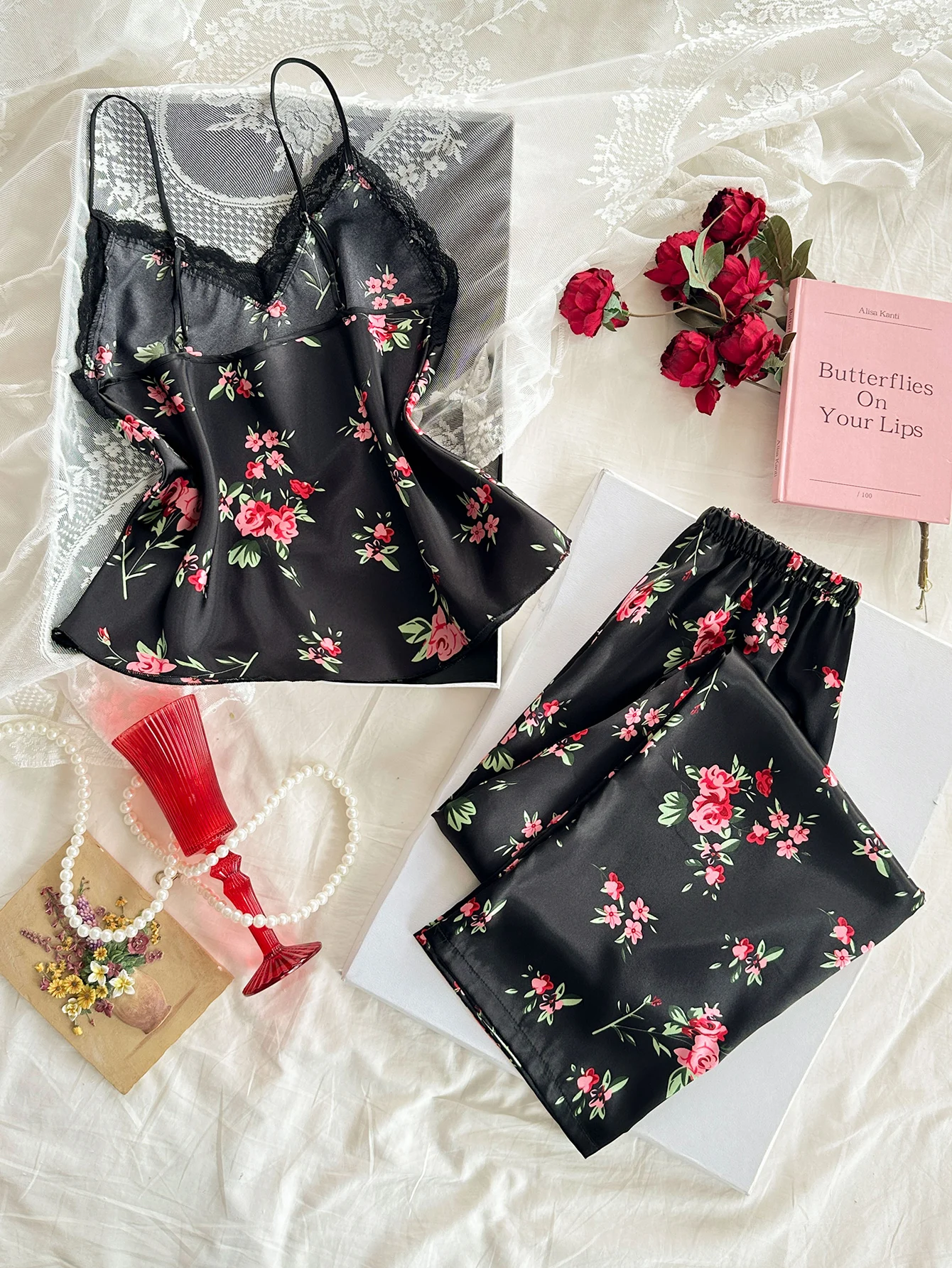 Women 2 Piece Set Elegant And Romantic Printed V Neck Lace Top And Pants Comfortable And Breathable Women's Clothing - Image 4
