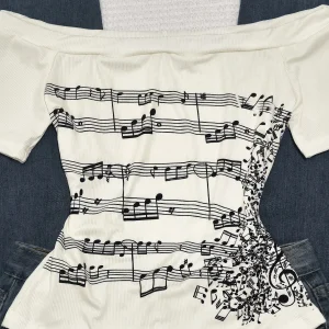 Women's Retro Off-Shoulder Long-Sleeved Slim-Fit T-Shirt, Adorned With Musical Note Print, Fashionable, Y2K Retro Style, High-Qu