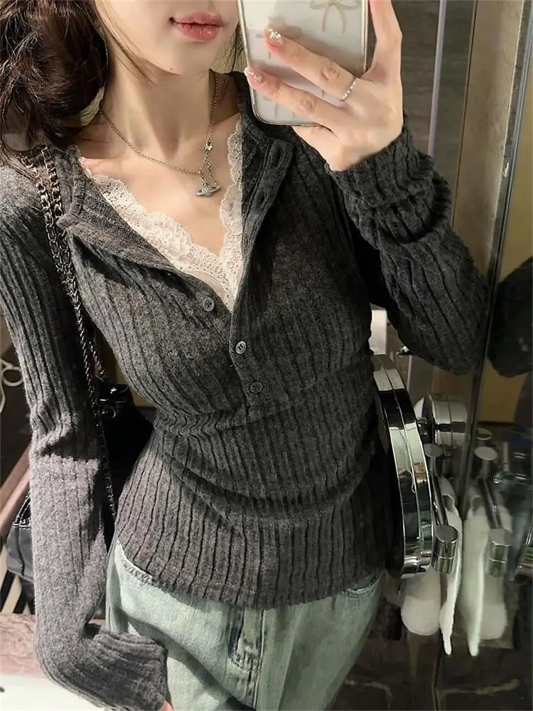 Women's Top Lace Patchwork Long Sleeve T-Shirt Base Shirt Fashion Vintage Fake Two-piece V-neck T-shirt Aesthetic Clothes - الصورة 5