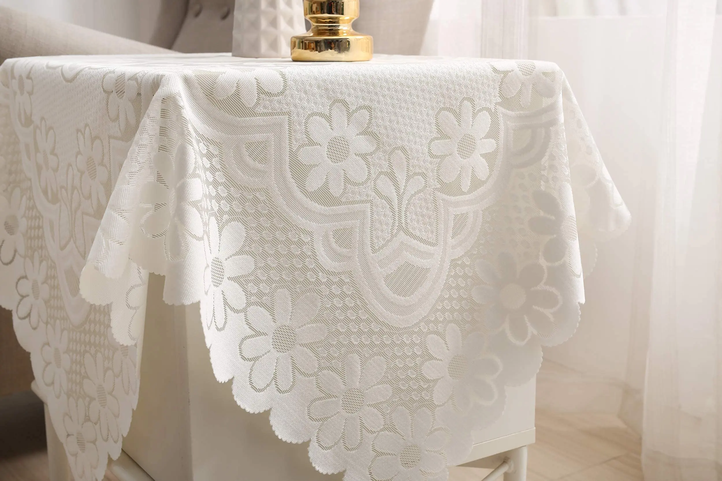 Square Lace Tablecloth White Flower retro European Embroidered Dinning table linen Cover wedding party garden home decoration - الصورة 3