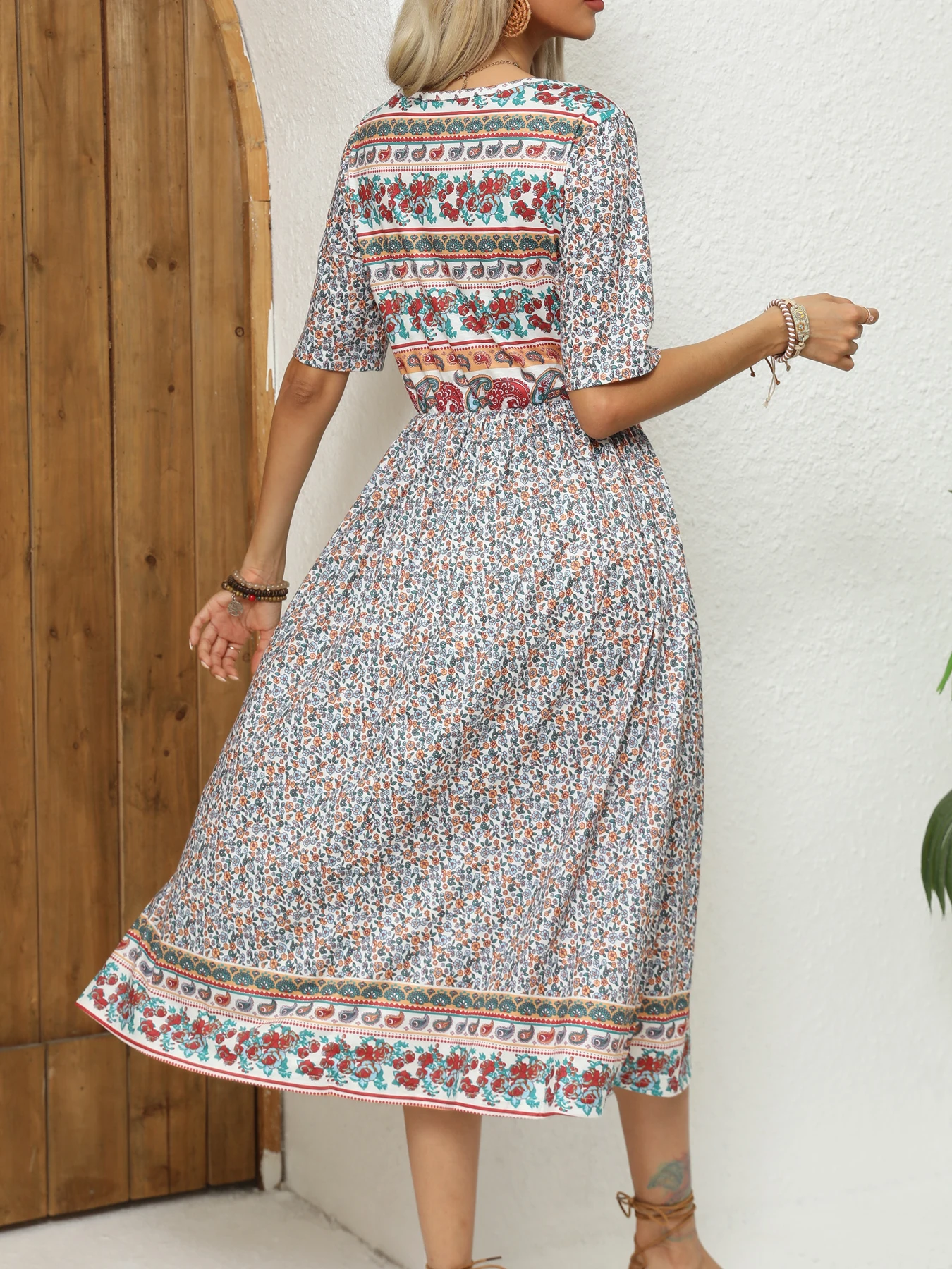 2024 Europe and America autumn ladies round neck short sleeve long skirt Bohemian print dress woman - Image 2