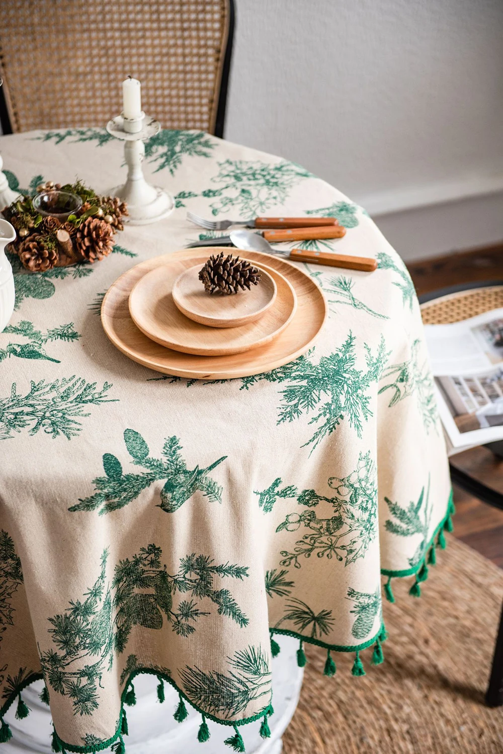 Green Leaves Print Round Tablecloth Cotton Linen Boho Table Cloth with Tassels for Kitchen Restaurant Christmas Party Decoration - الصورة 6