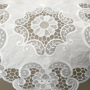 Beautiful Floral Table Cloth White Lace Embroidery Flower 30/40cm Square Table Mat Home Decoration