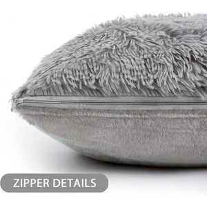 Pack of 2 Luxury Faux Fur Throw Pillow Cover Deluxe Decorative Plush Pillow Case Cushion Cover for Sofa Bedroom  （no pillowcore）